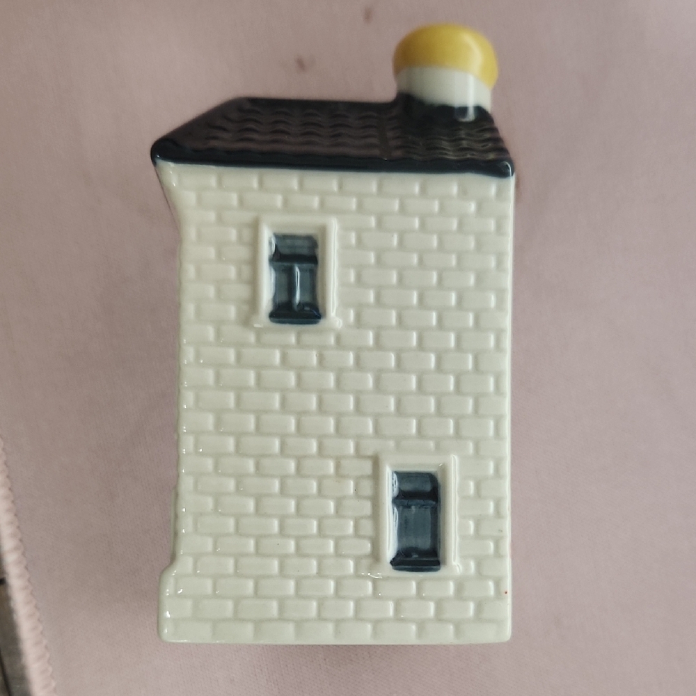Blue Delft's Klm By Bols Miniture House 26 Figurine - Picture 5 of 6
